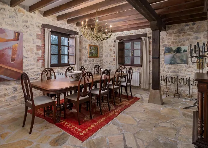 Holiday home Espectacular Casona En Un Entorno Incomparable Omono